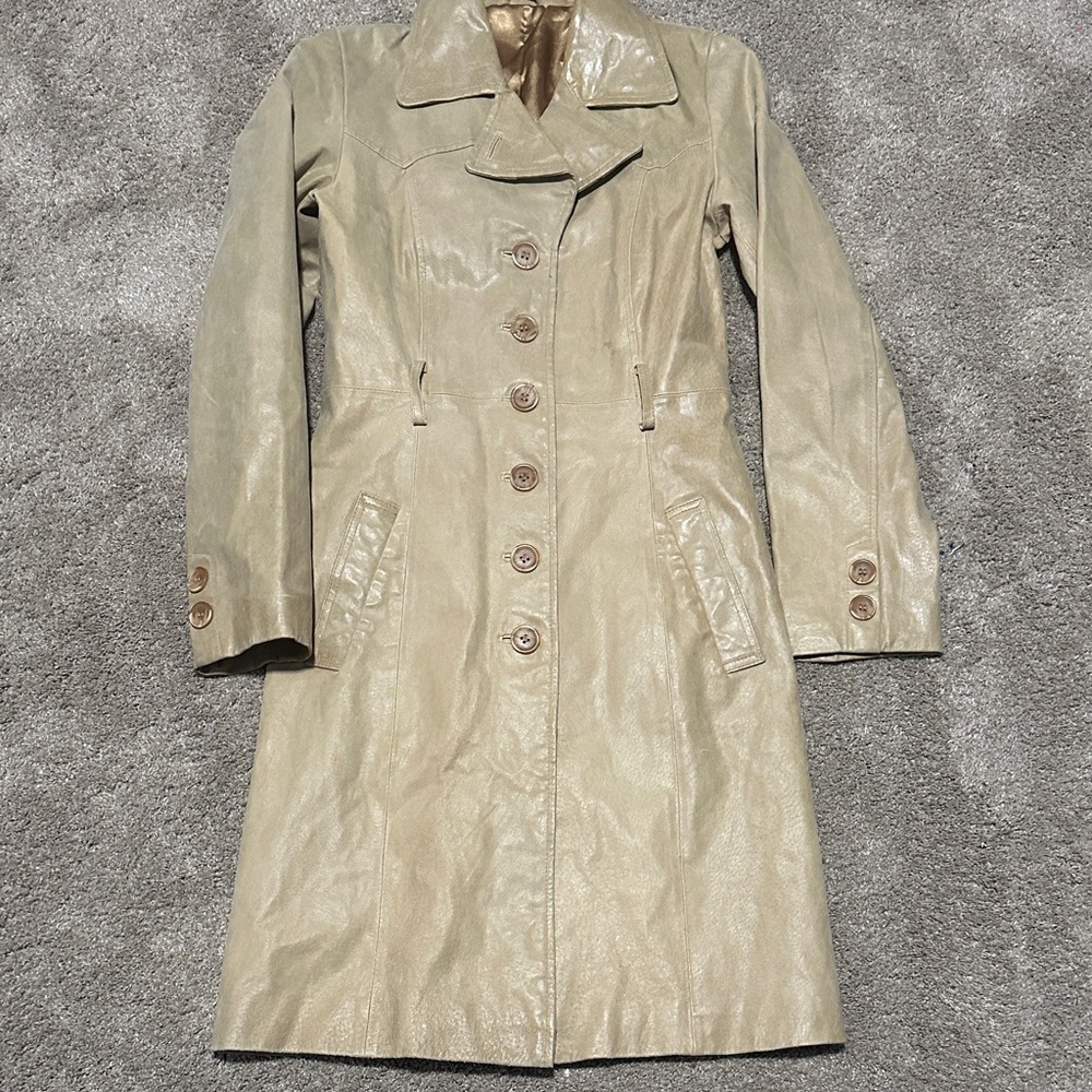 Elegant Tan Women's Coat